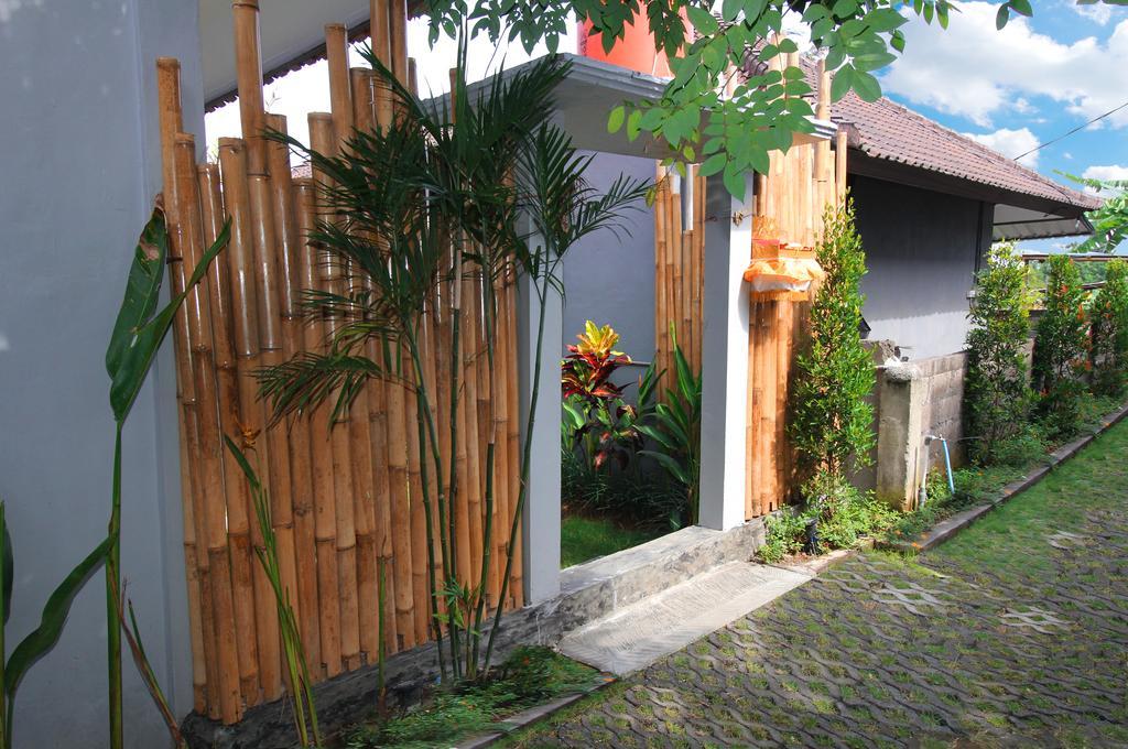 Andy Guesthouse Canggu Buitenkant foto