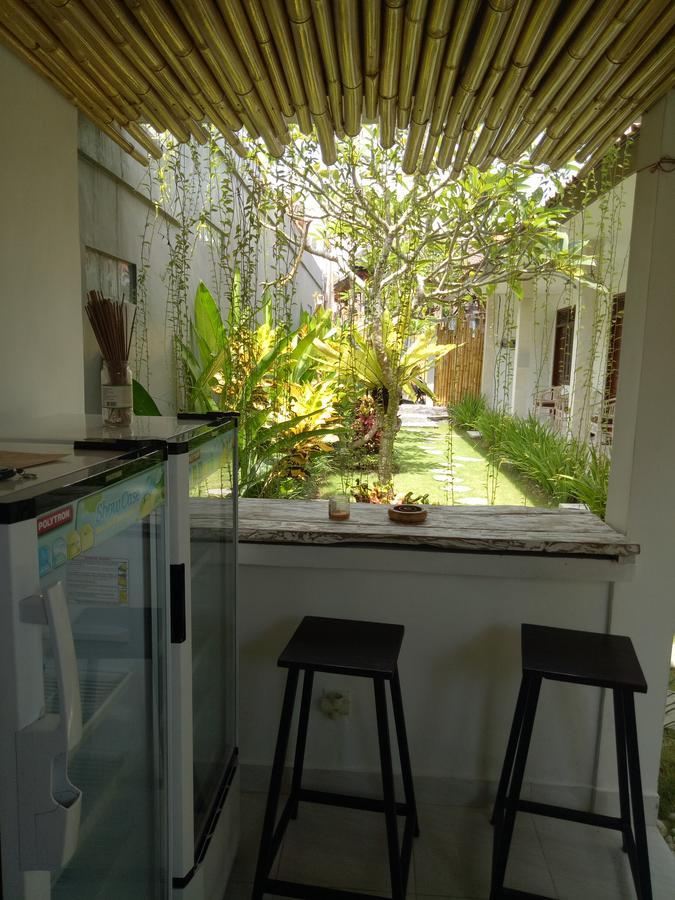 Andy Guesthouse Canggu Buitenkant foto
